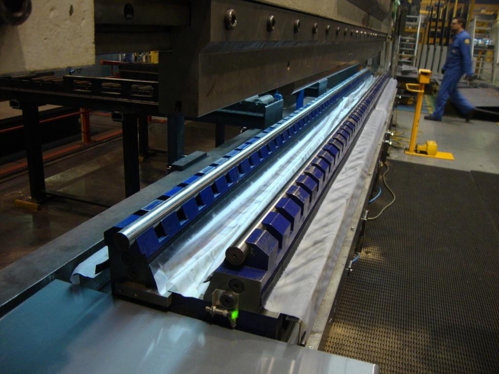 VLM CNC Caterpillar